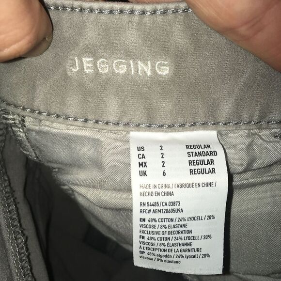 American Eagle 360 stretch tan size 2 jeggings - Picture 2 of 3